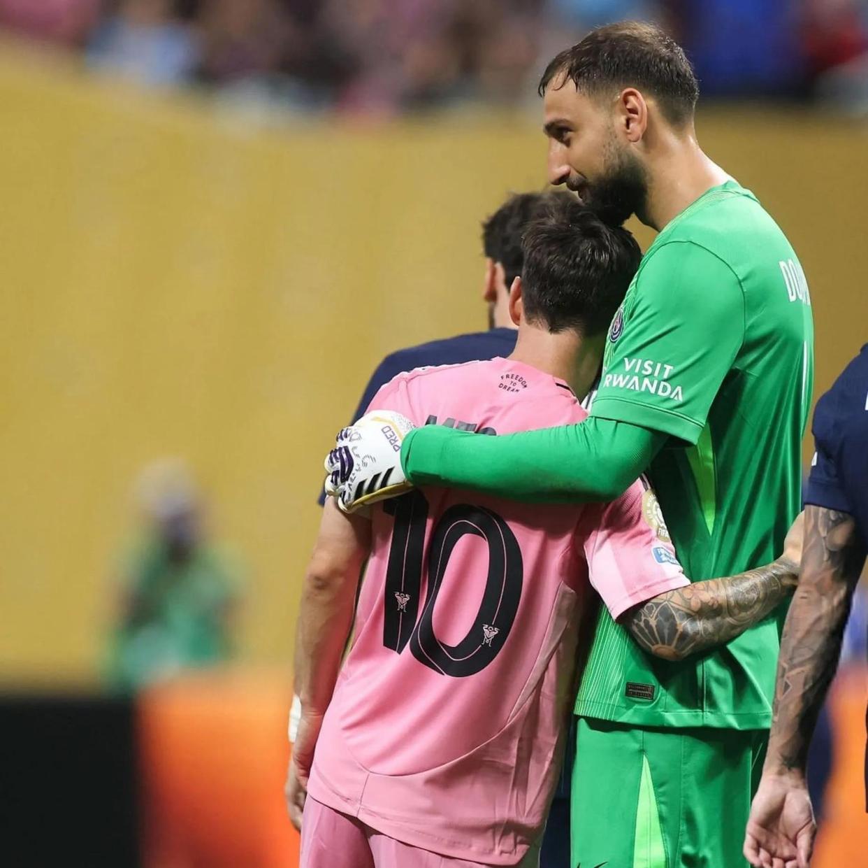 九游电竞入口 -拜仁慕尼黑迎法甲关键赛，今夜再遭质疑，质疑声仍在，身体对抗强度拉满(拜仁慕尼黑外号叫什么)