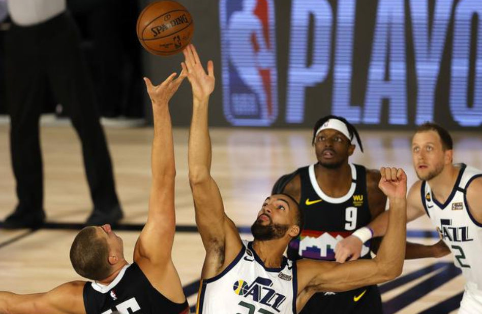 九游体育app -重磅！穆雷连续二十场比赛得分超过夺冠赛前本菲卡防线松动，圣安东尼奥马刺集结日官宣签约 